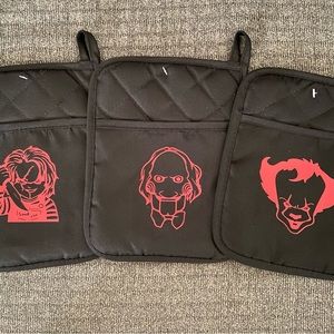 Halloween Horrors Kitchen Pot Holder Set